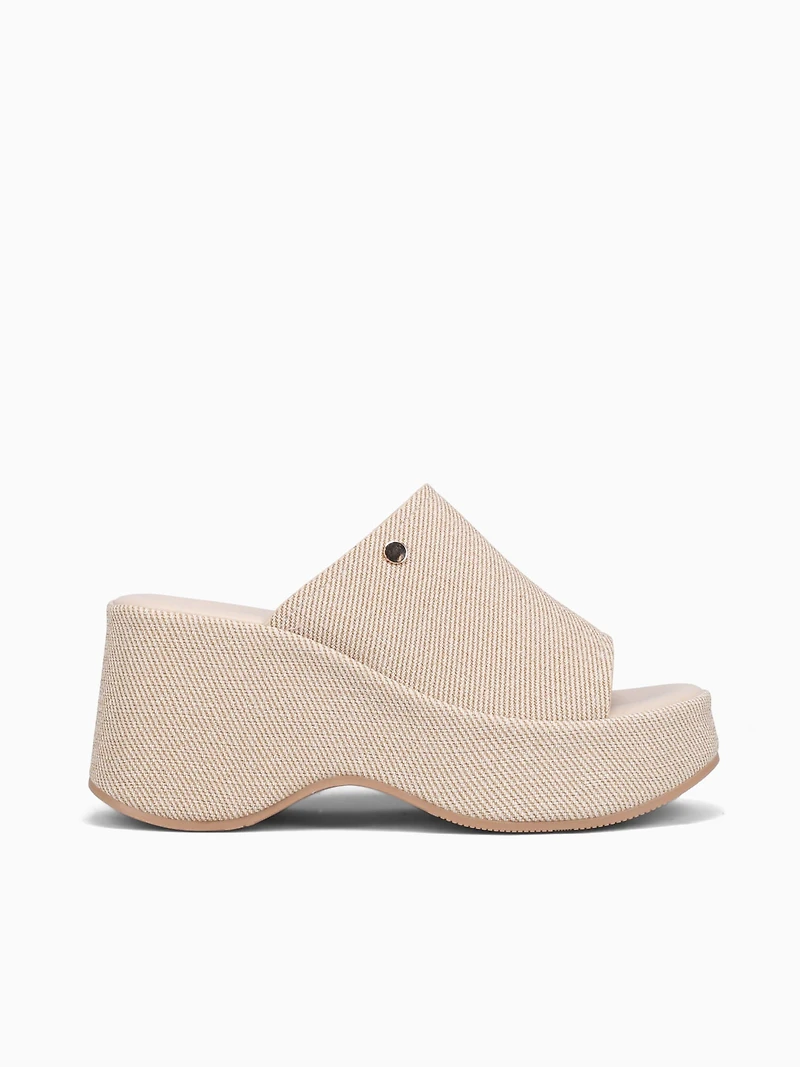 Celestina Beige Smooth