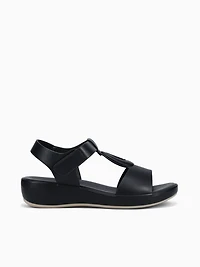 Luccia Black Smooth
