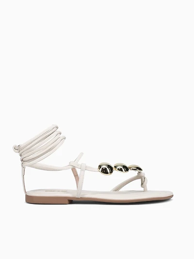 Betty Off White Smooth