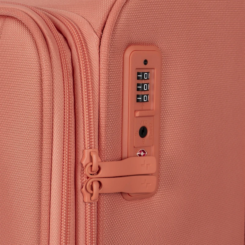 Verona Softside 31" Luggage