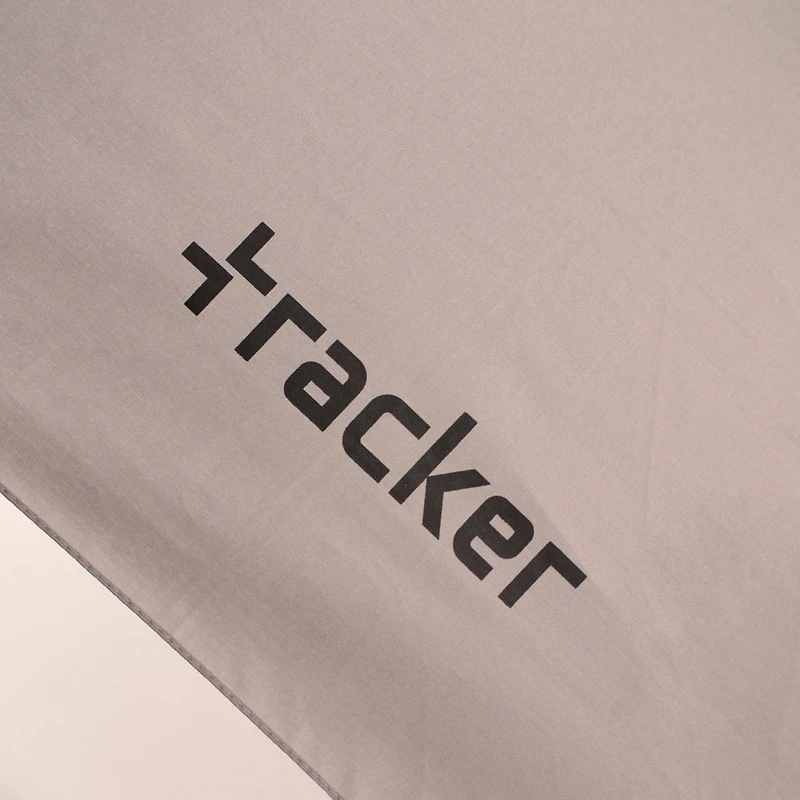 Tracker Solid short UMB