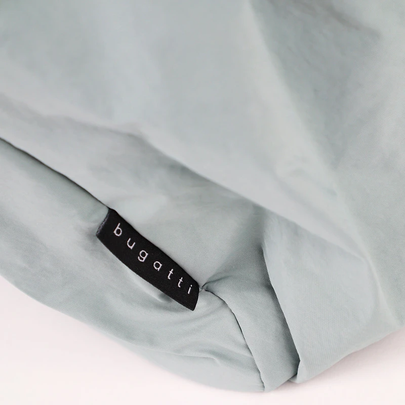 Bugatti Travel tote