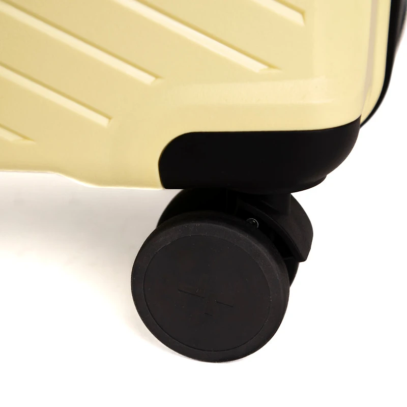 Tracker Dynamo DLX Carry-on
