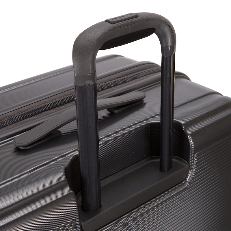 Kenya Hardside 31" Luggage