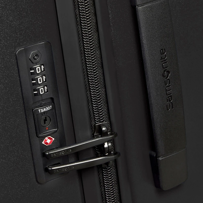 Valise rigide Stack'd de 24,5 po