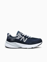990v6 Navy Suede
