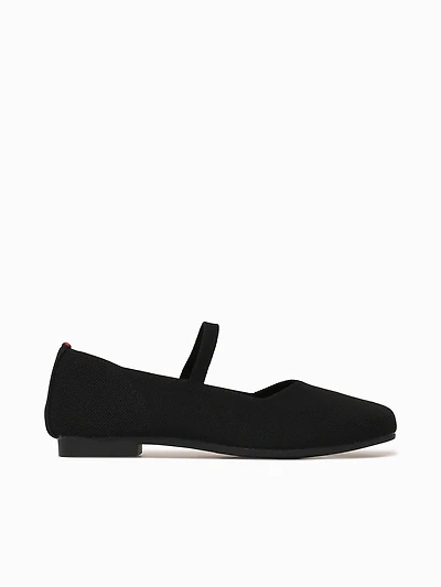 Kai Black Flyknit