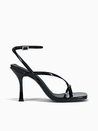 Fedra Black Patent