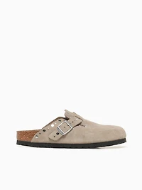 Boston Rivet Taupe Suede