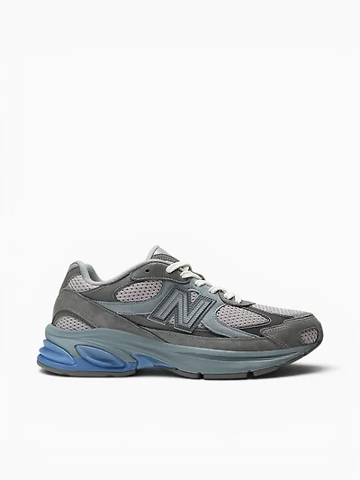 2010 Harbor Grey Suede Mesh
