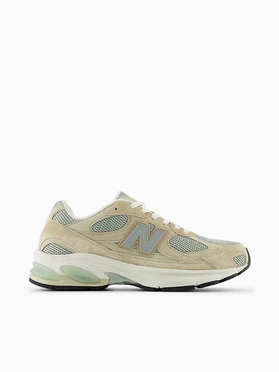 2010 Mindful Beige Suede Mesh