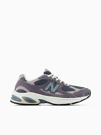 2010 Neptune Grey Suede Mesh