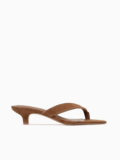 Tracie Chestnut Suede