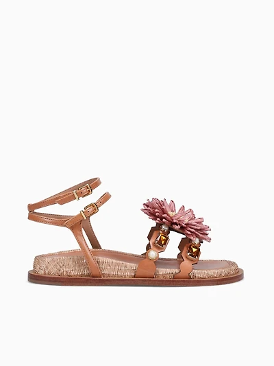 Amara Chesnut Torino