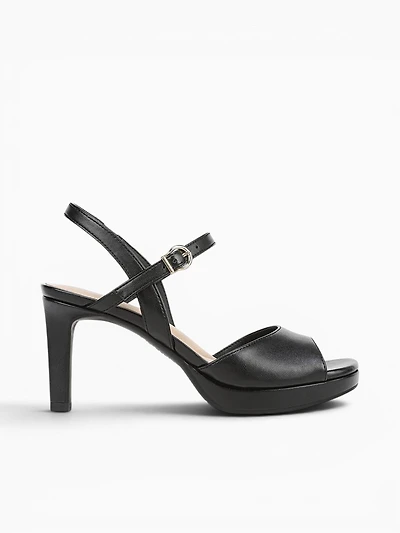 Gwendolyn Black Smooth