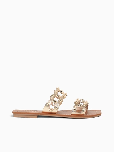 Claudia Champagne Metal