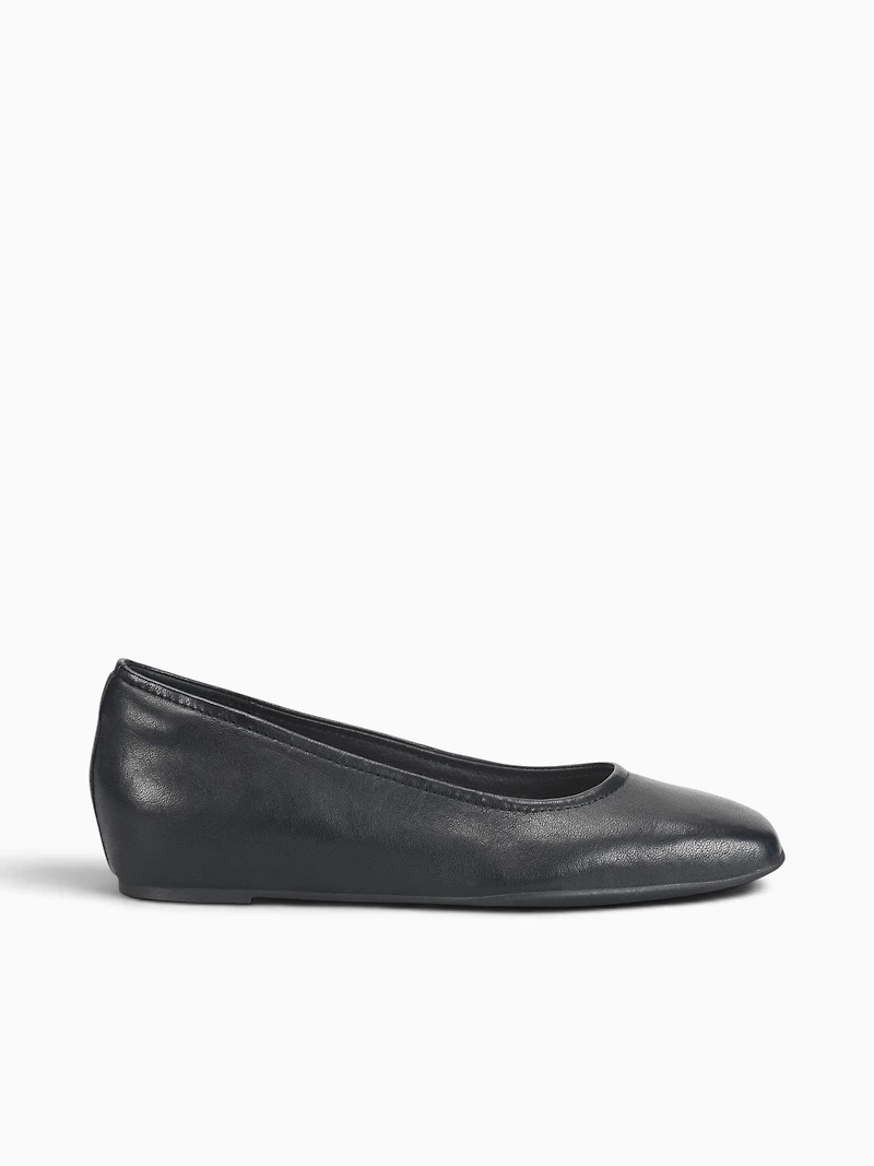Poppy Black Leather
