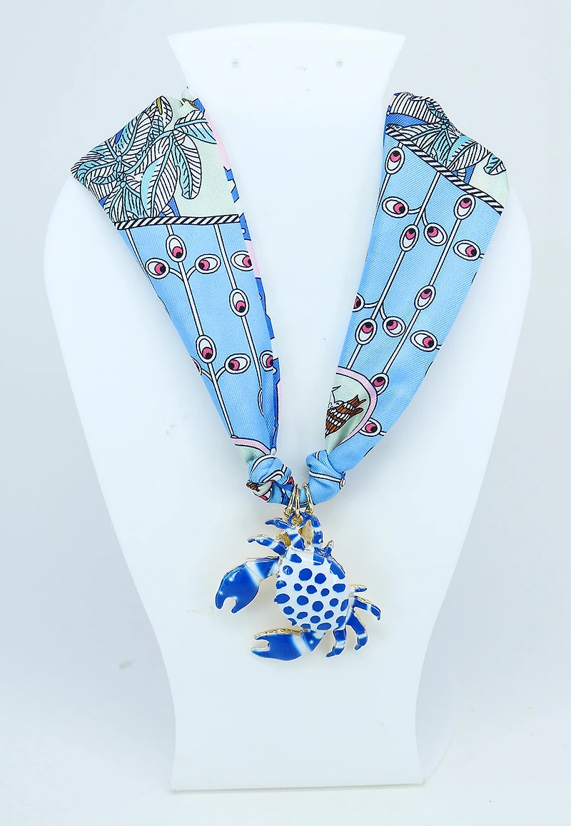 Cangrejeros Necklace