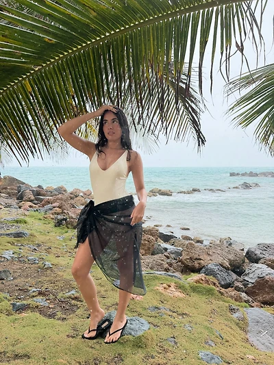 Solid Mesh Sarong