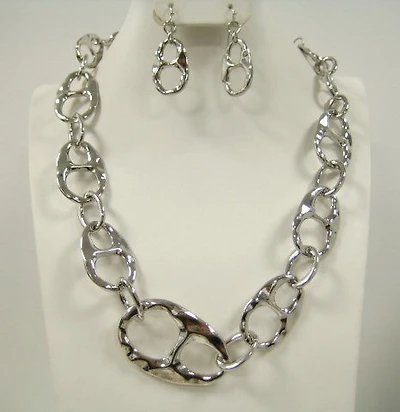 Dual Chain Link Set