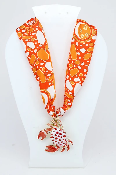 Cangrejeros Necklace