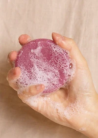 Artisanal soap - CRANBERRIES