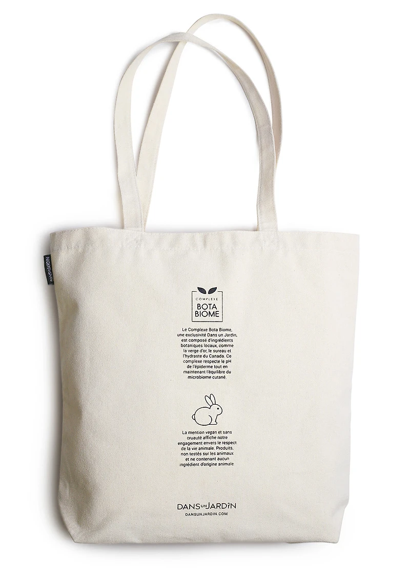 Cotton bag In a Garden