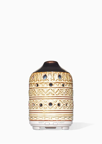 Ceramic diffuser, mandala pattern