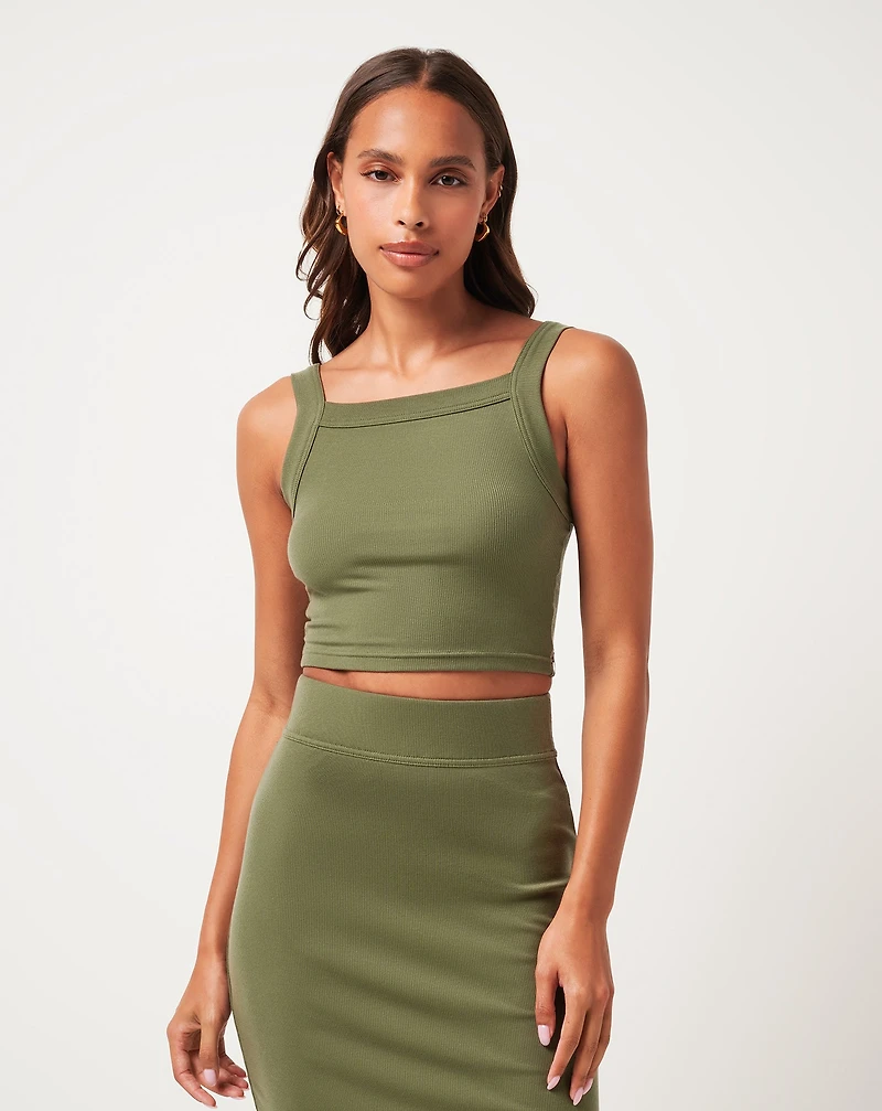 Cloud Rib Pinot Tank