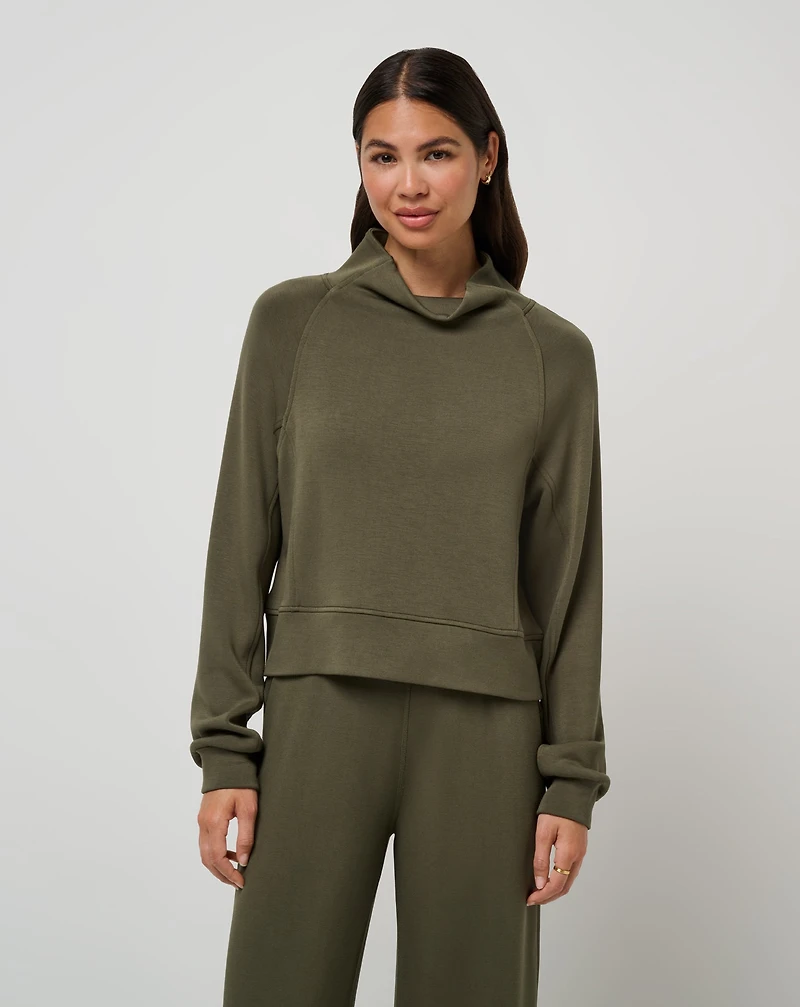 Skyloft Soft Funnel Neck