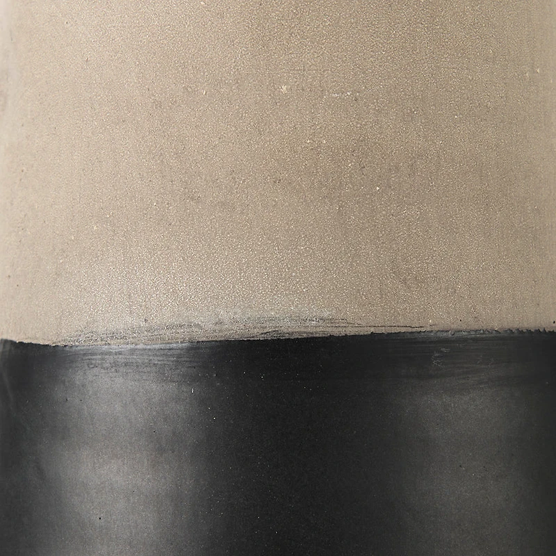 Garand Large 18.8H Two-tone Black/Natural  Ceramic Jug