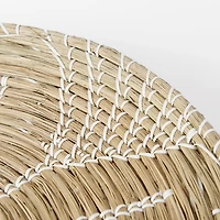 Mekhi Round  Hanging Plate