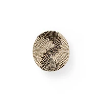 Luna Seagrass Round Hanging Plate