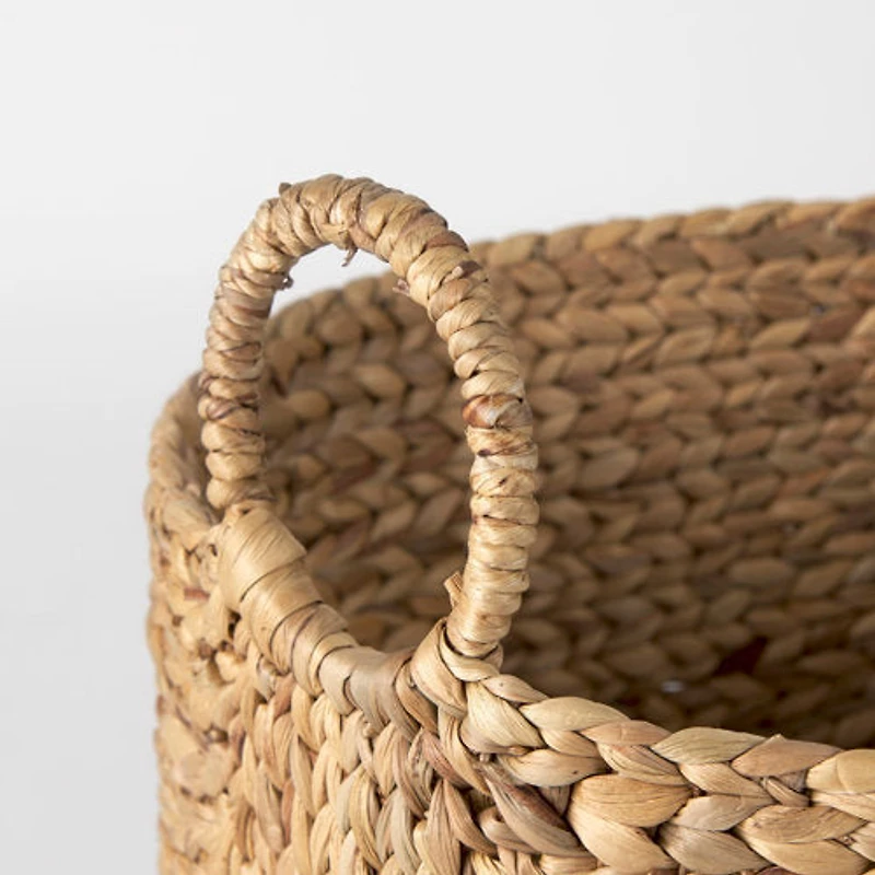 Sivan Light Brown Water Hyacinth Round Basket W/ Handles