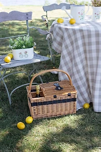 Willow Picnic Basket With Insulated Cooler for 2 Wine Bottles
