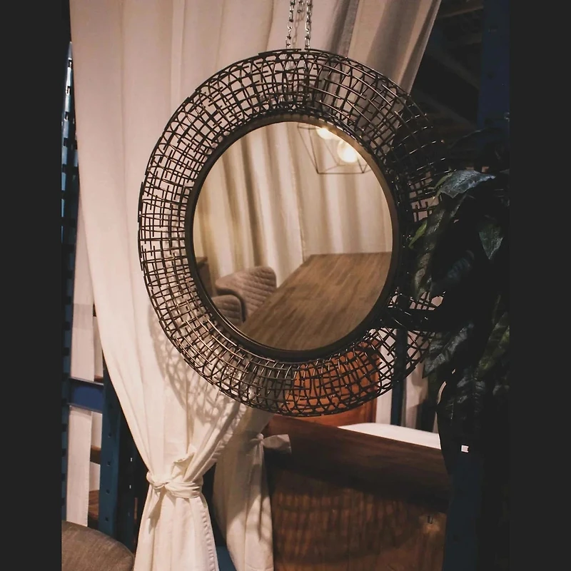 Regal Mirror