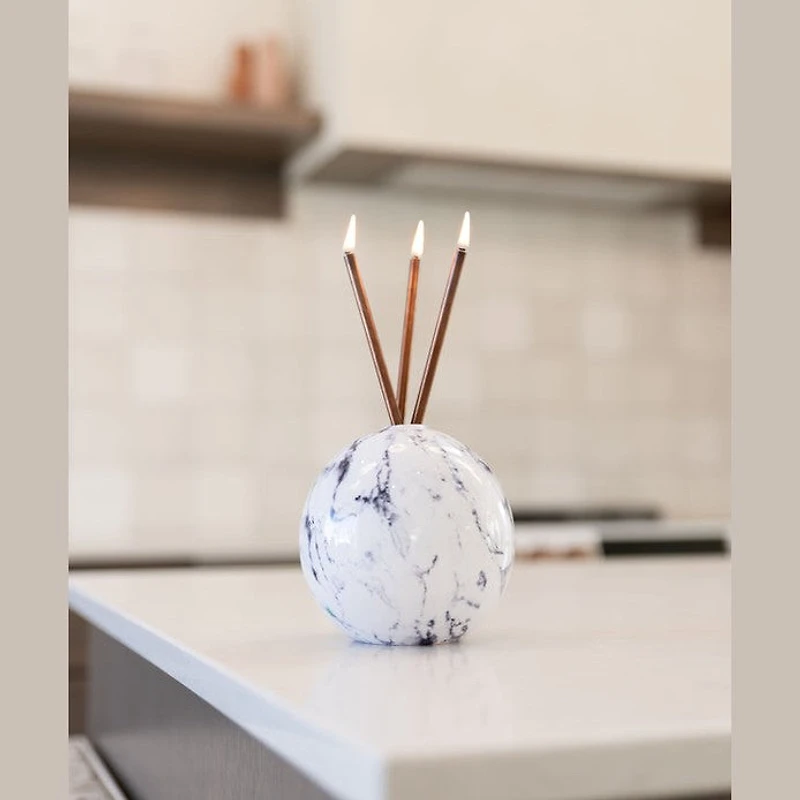 Neva Vase, White Marble