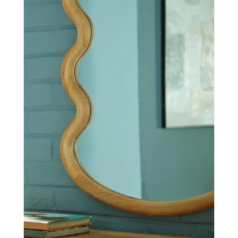 Serendis Accent Mirror