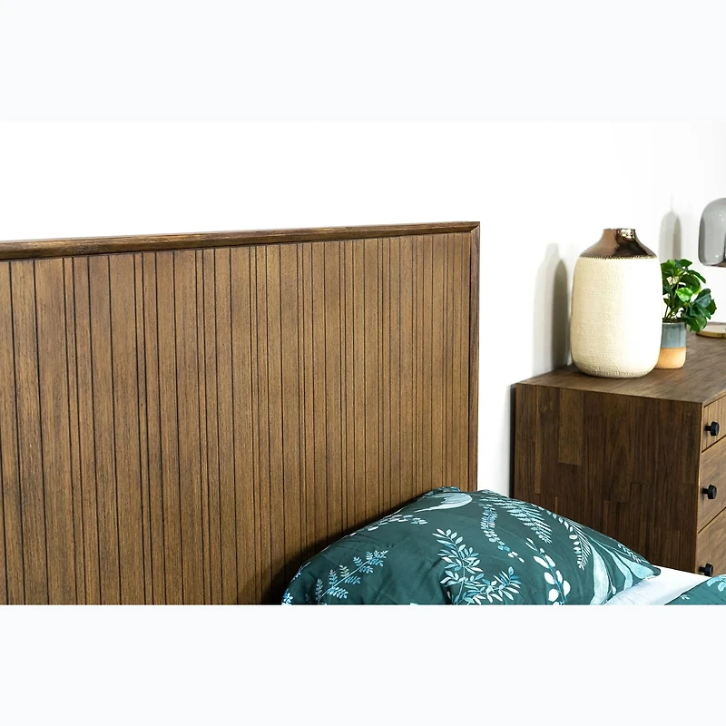 West King Bed