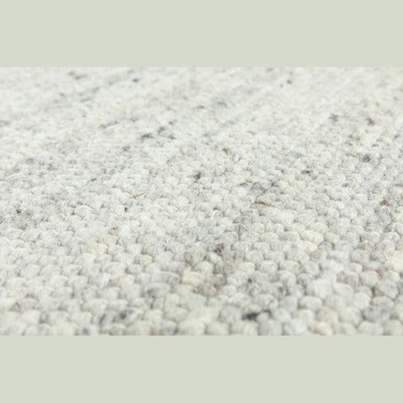 OSHIMA HAND WOVEN RUG STRING