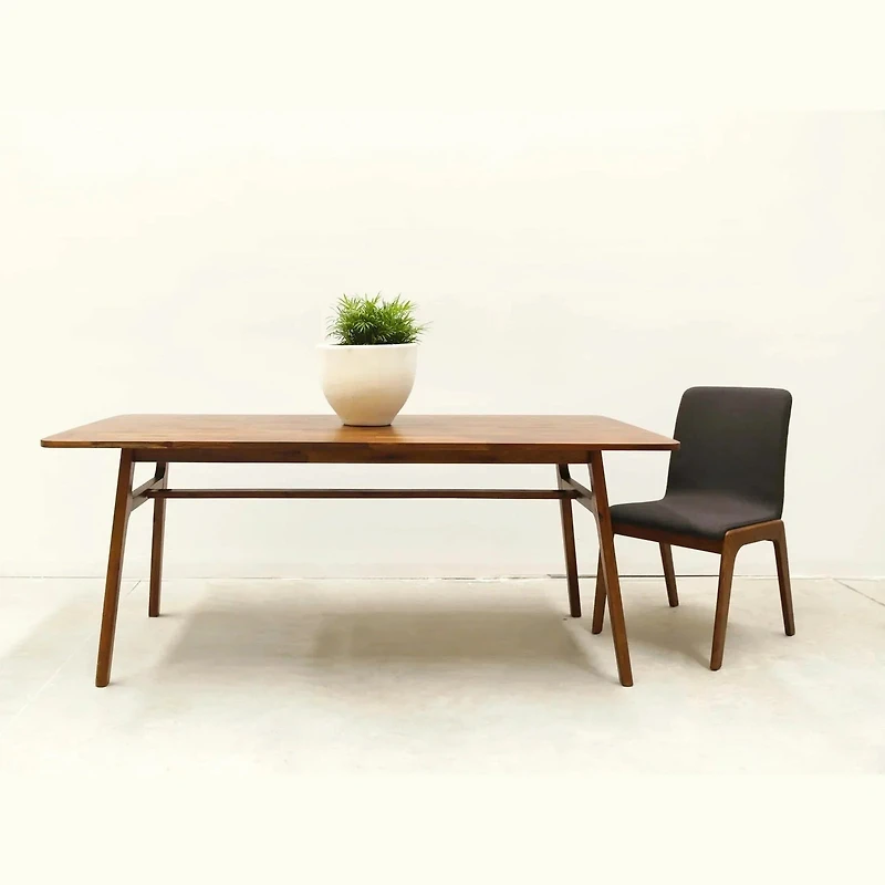Remix Dining Table