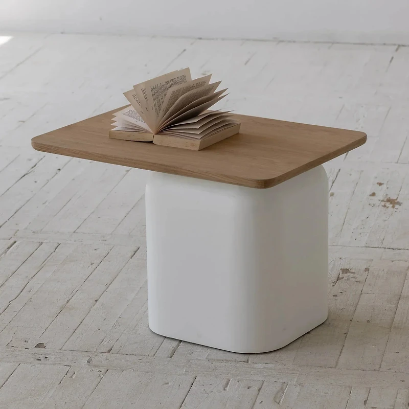 Sereno Side Table (Floor Model)