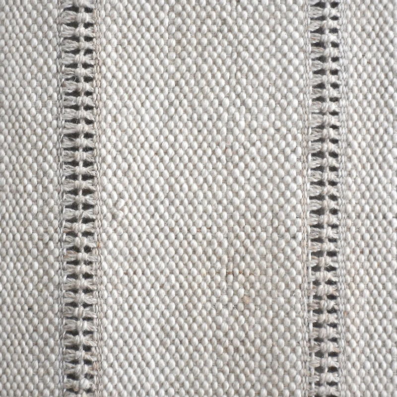 Hallshire Handwoven Rug Of Manmade Fibres - Beige