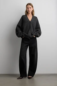 HIGH RISE BARREL LEG JEAN