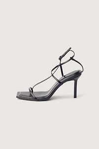 THIN STRAP HEELED SANDALS