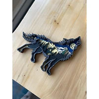 Howling Wolf Multilayer Decor
