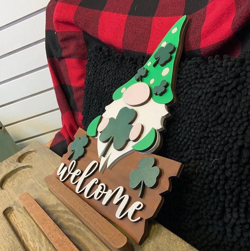 Shamrock Gnome Welcome Sign