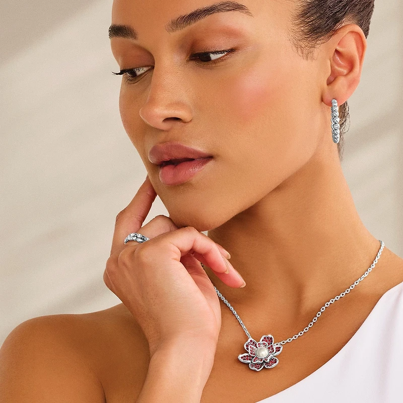 Everbloom Pearl Necklace