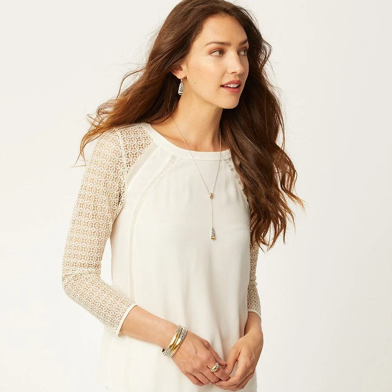 Catania Hinged Bangle