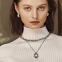 Interlok Twist Necklace